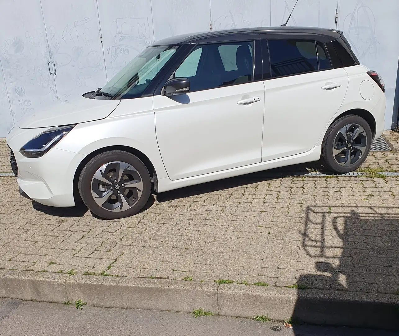 Suzuki Swift 1.2 Hybrid CVT Top Bianco - 2