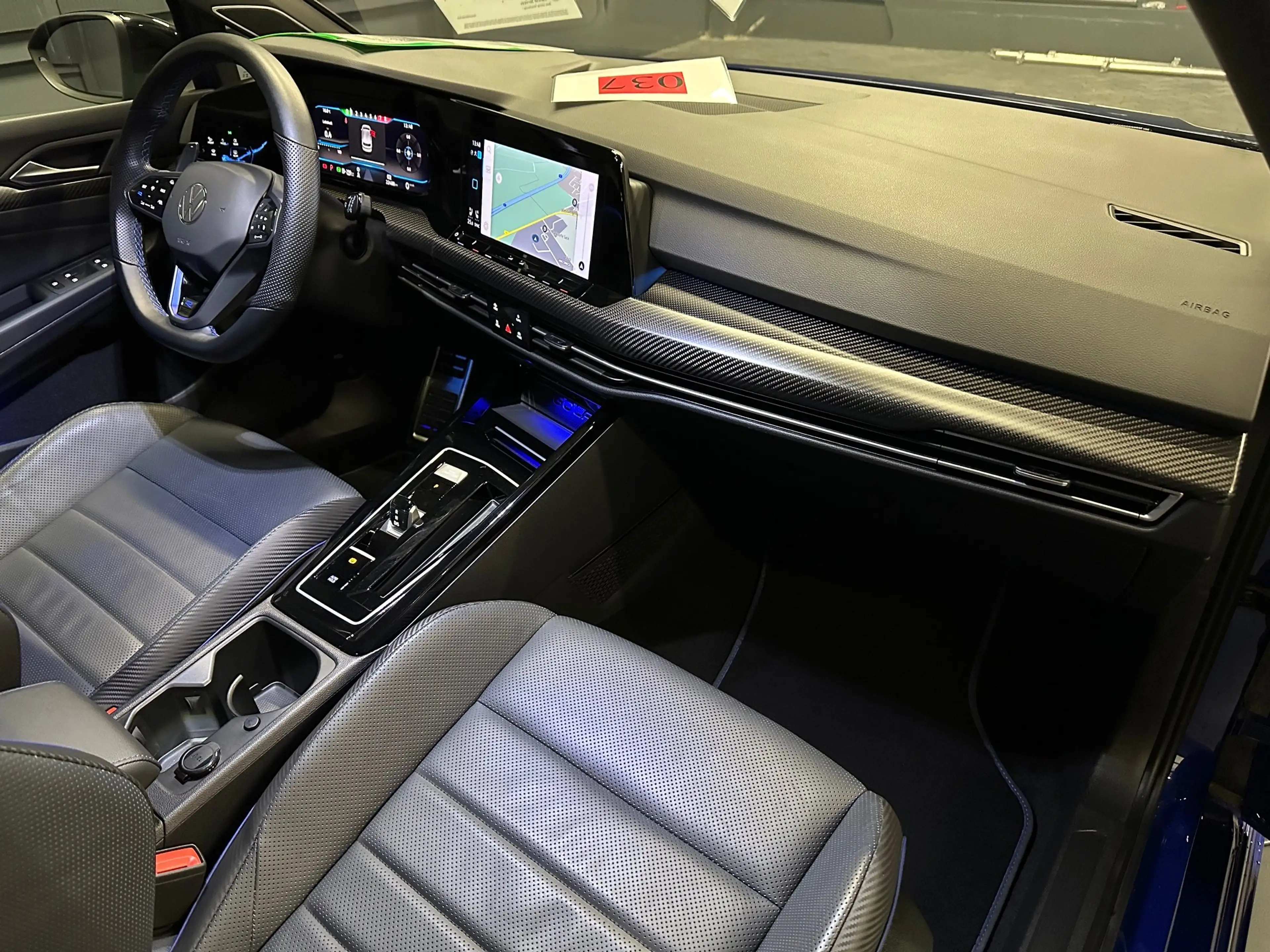 Volkswagen Golf R 20 Years 4Mot*V-Max*19Zoll*Matrix*DCC*H&K*IQ.Drive — photo 11