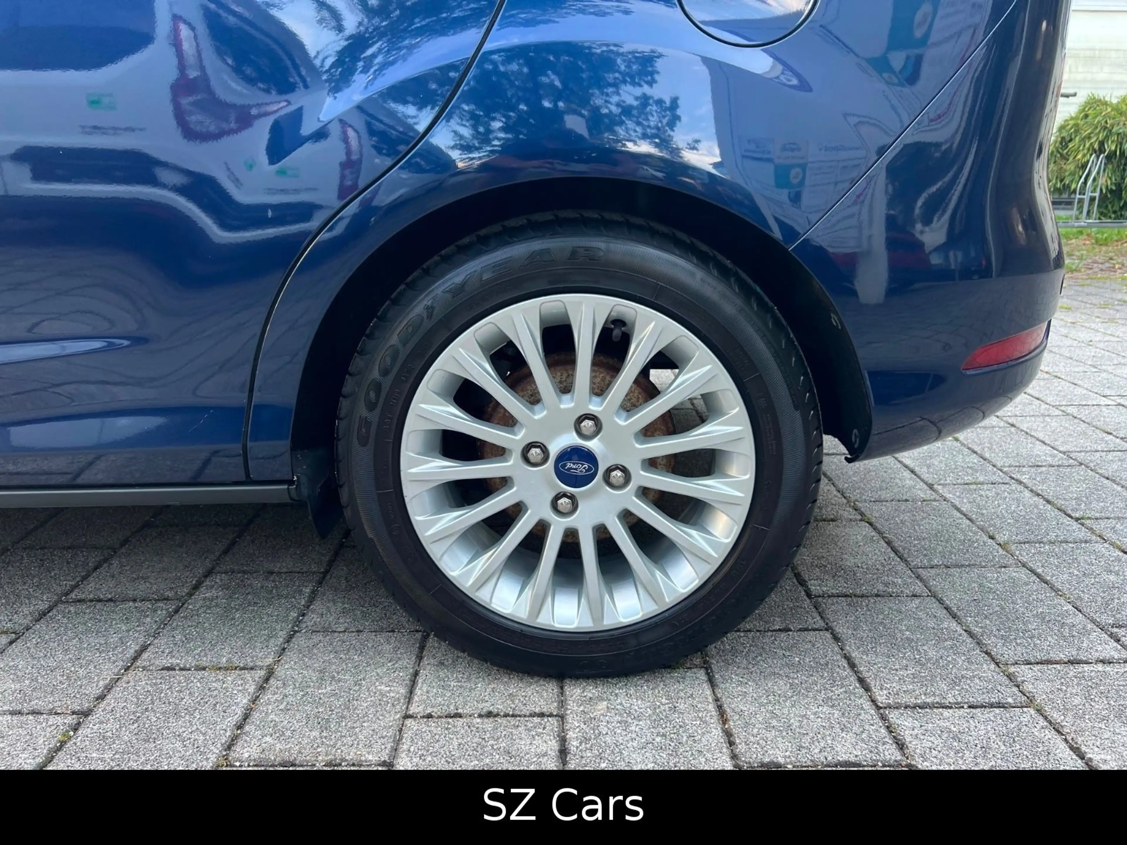 Ford B-Max B-MAX Titanium*PDC*Ford SYNC*Klimaaut* — photo 8