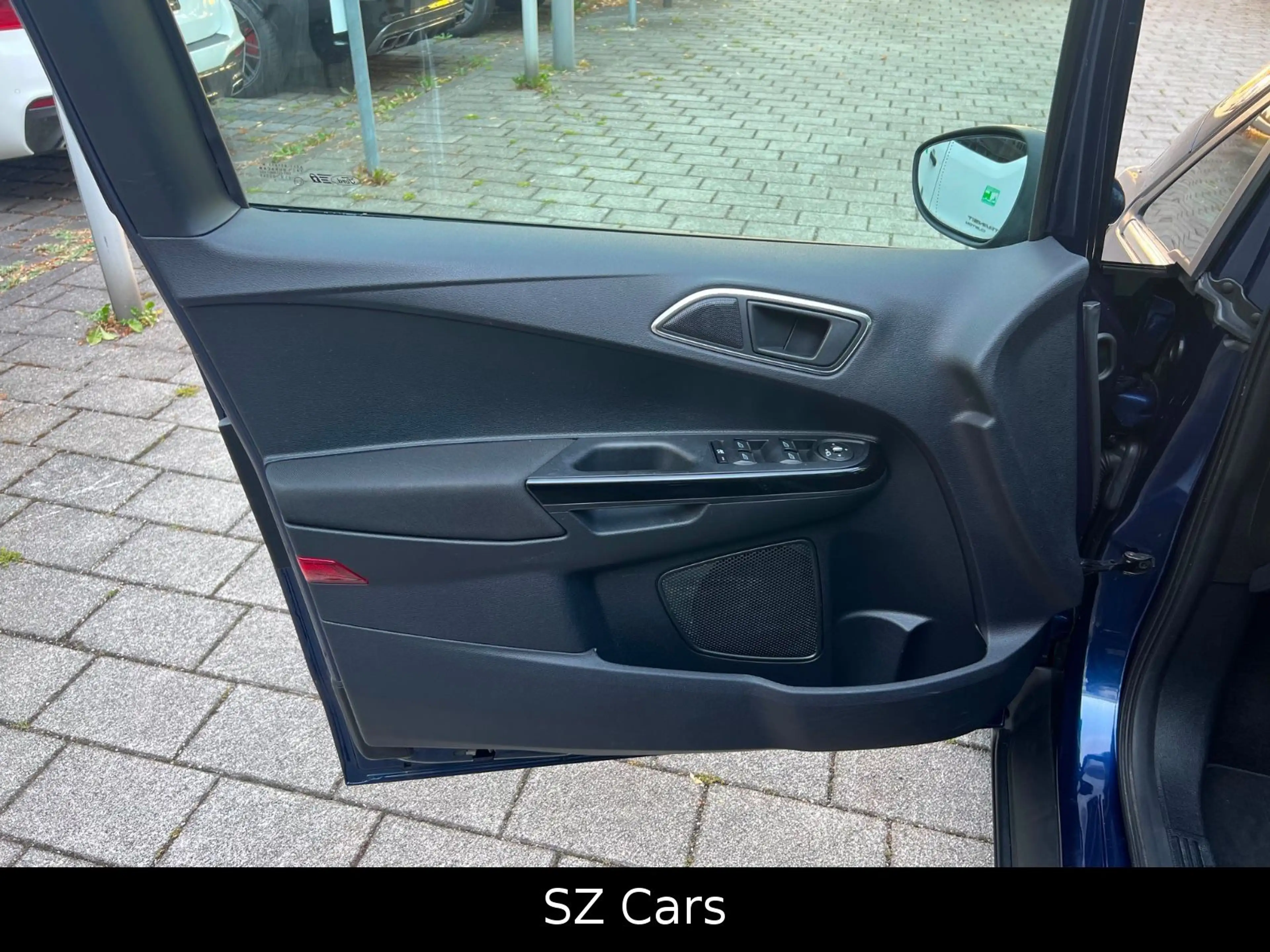 Ford B-Max B-MAX Titanium*PDC*Ford SYNC*Klimaaut* — photo 14
