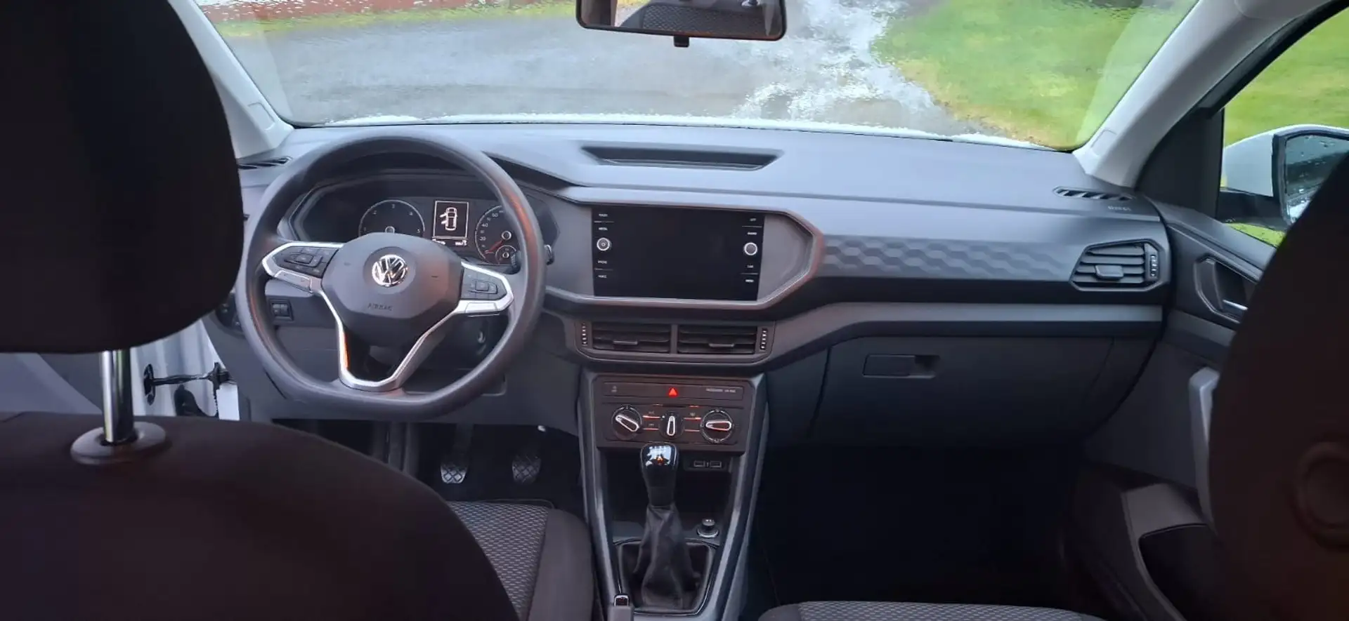 Volkswagen T-Cross 1.6TDI Advance Weiß - 2