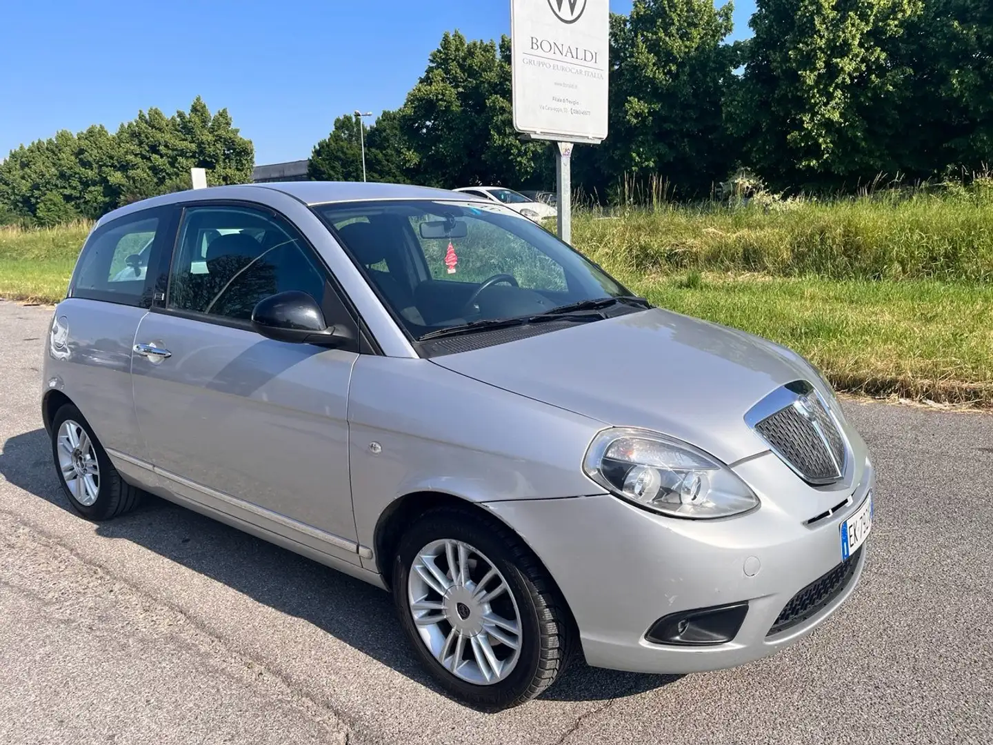 Lancia Ypsilon Ypsilon 1.4 8v Diva ecochic Gpl-euro5 Grigio - 2