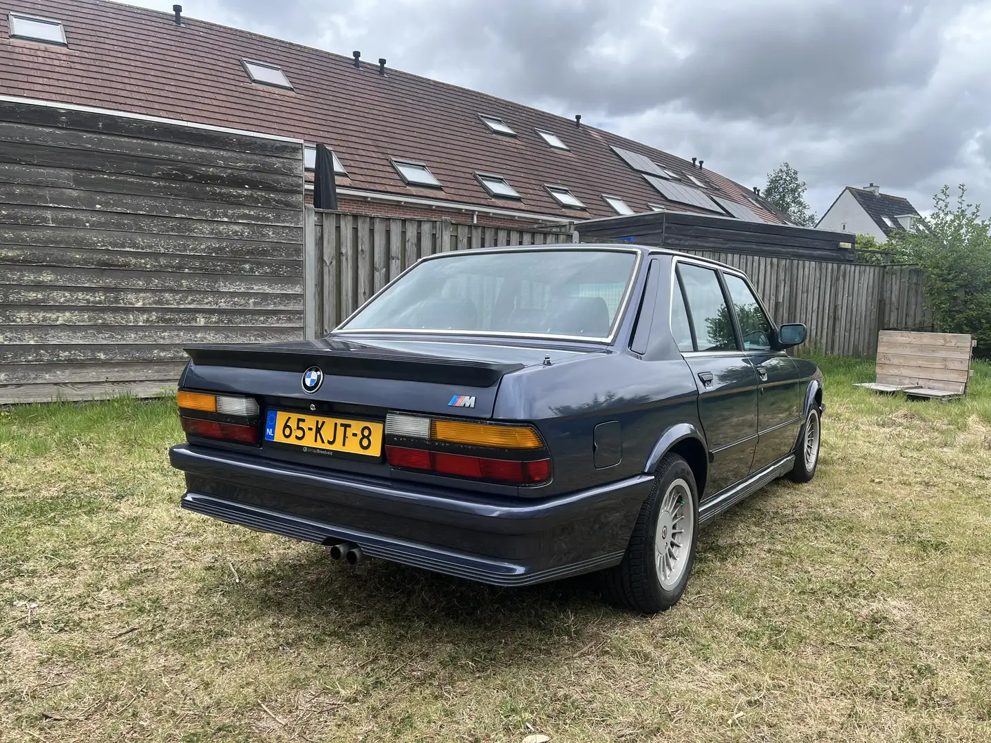 BMW 535 M535i e28 - 2