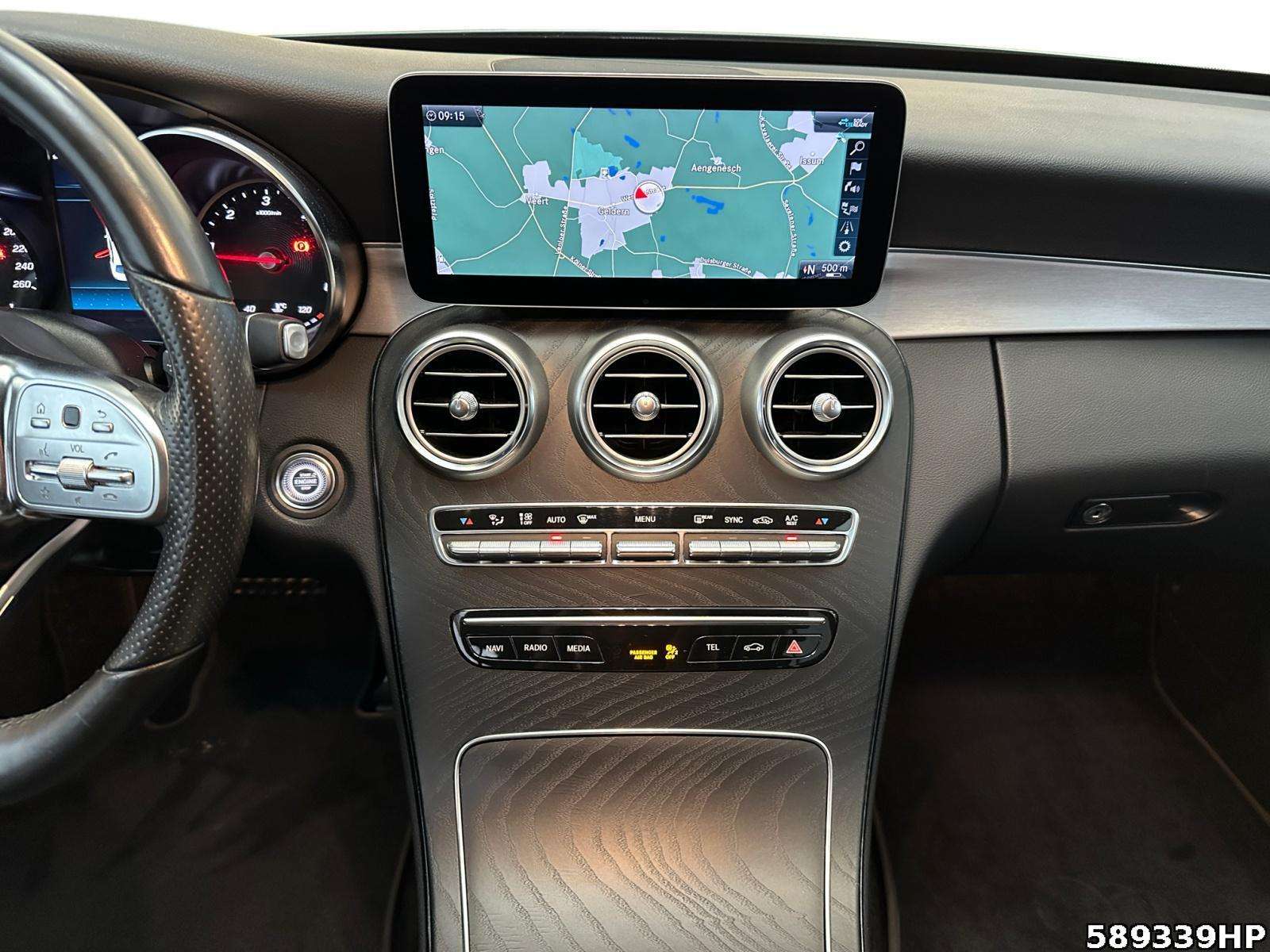 Mercedes-Benz C 220