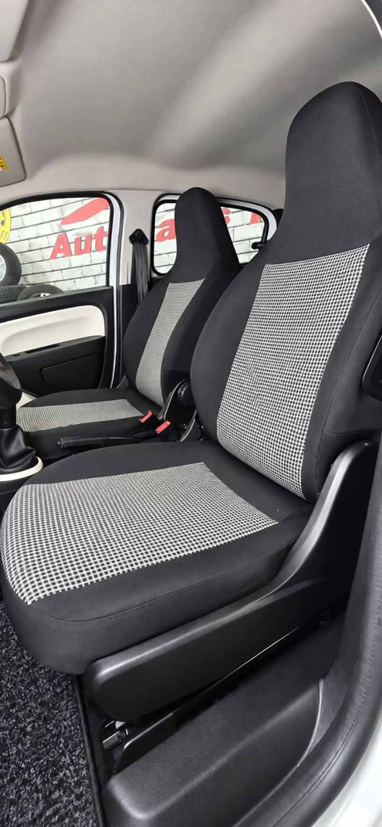Renault Twingo Life *Tüv & Service NEU* — photo 11