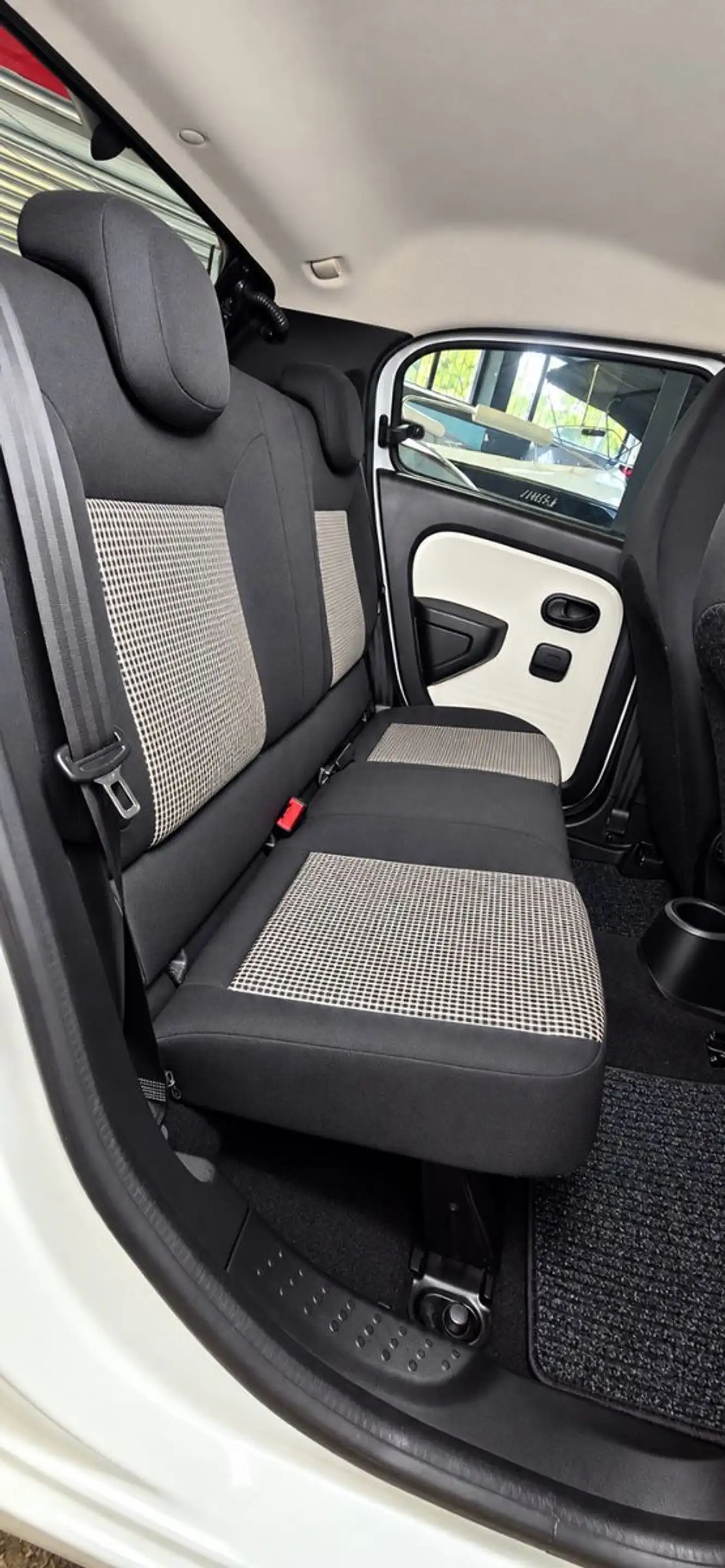 Renault Twingo Life *Tüv & Service NEU* — photo 13