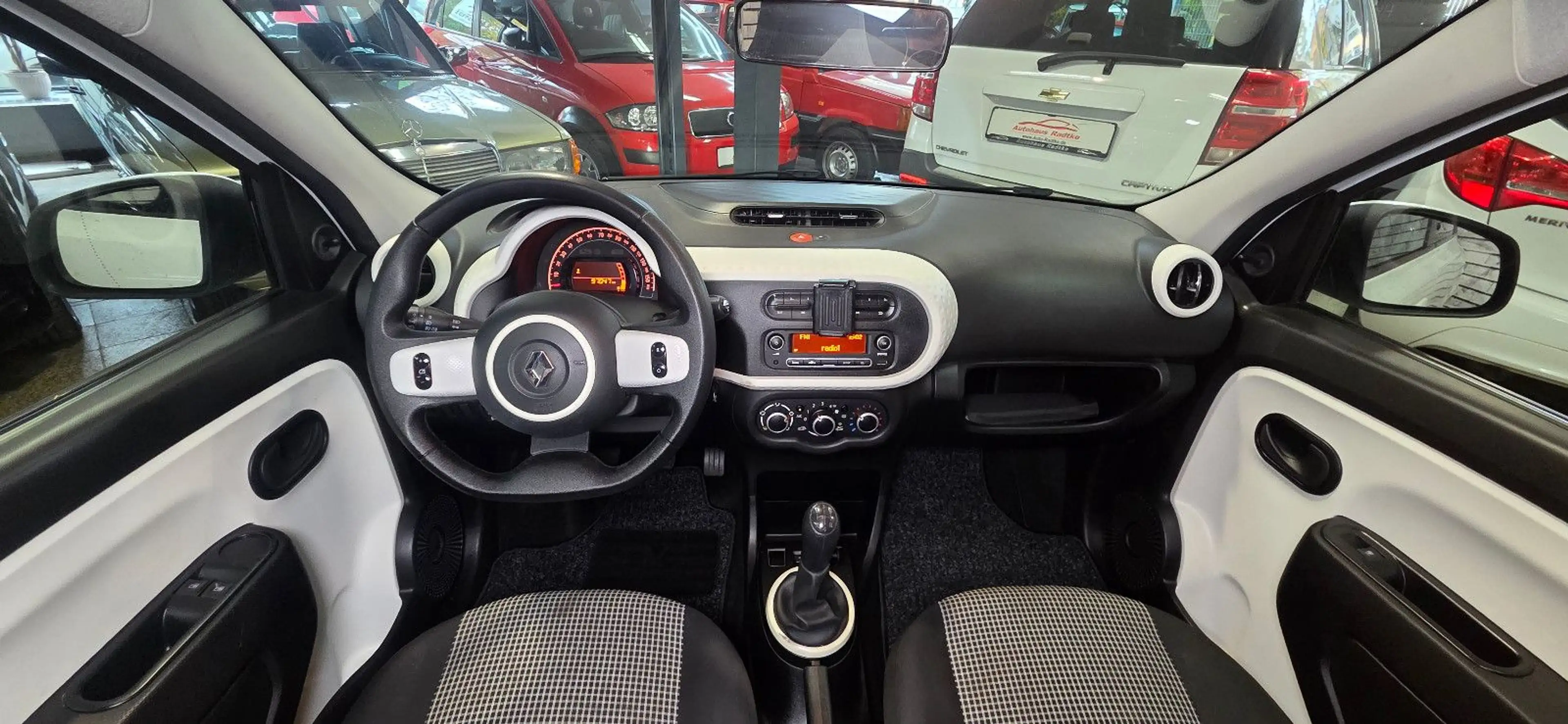 Renault Twingo Life *Tüv & Service NEU* — photo 9