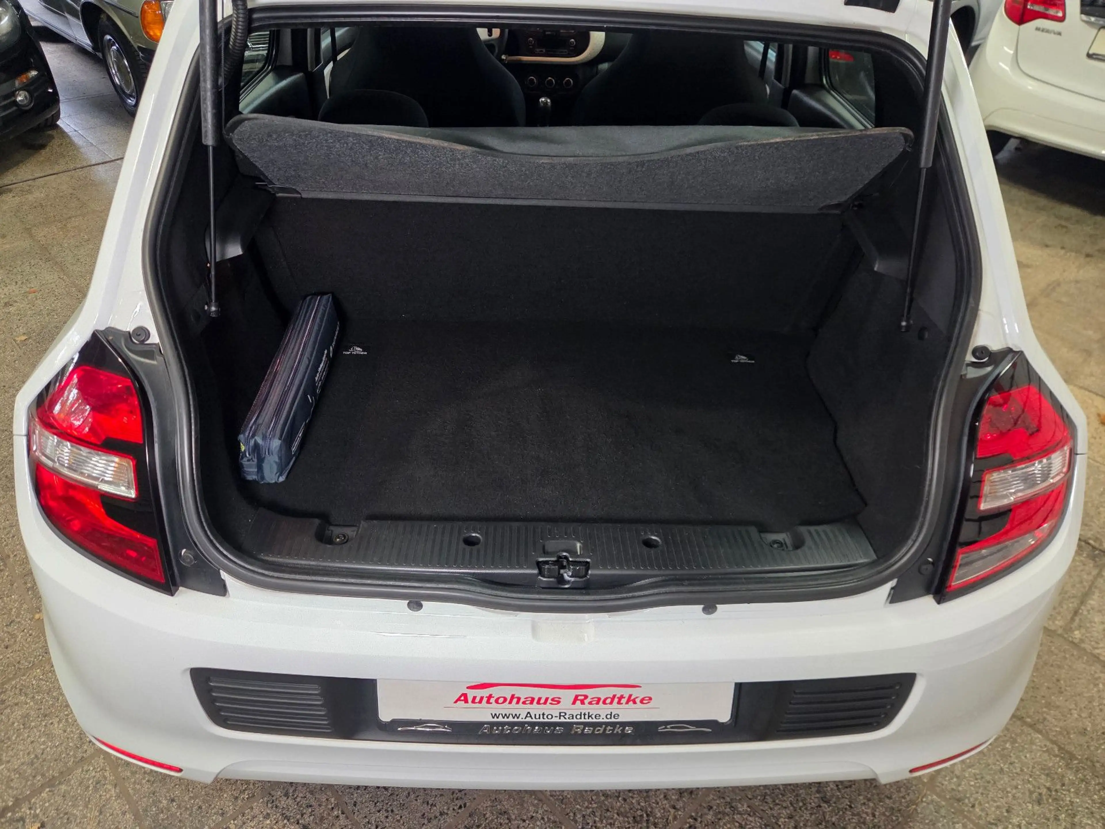 Renault Twingo Life *Tüv & Service NEU* — photo 15