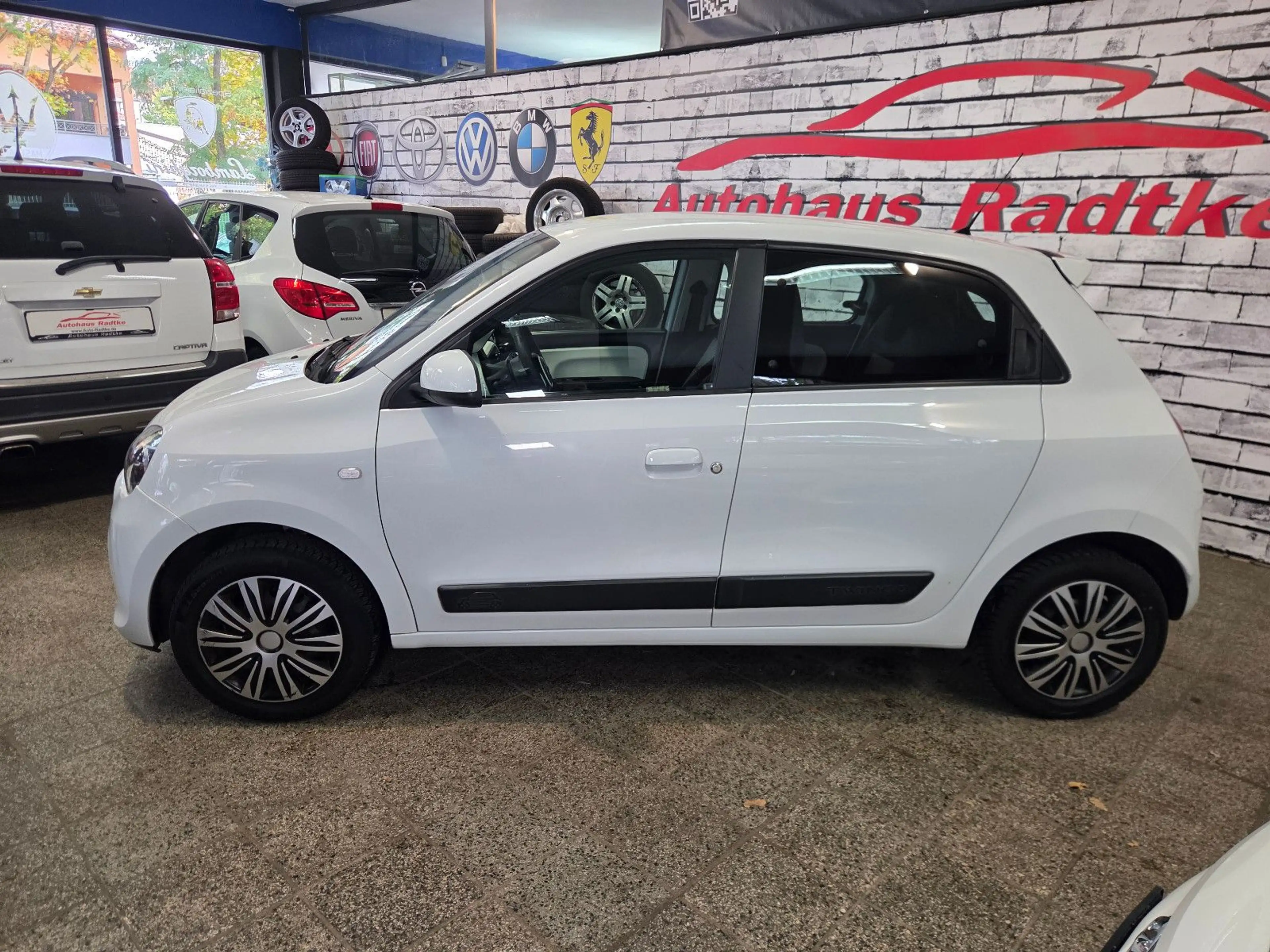 Renault Twingo Life *Tüv & Service NEU* — photo 6