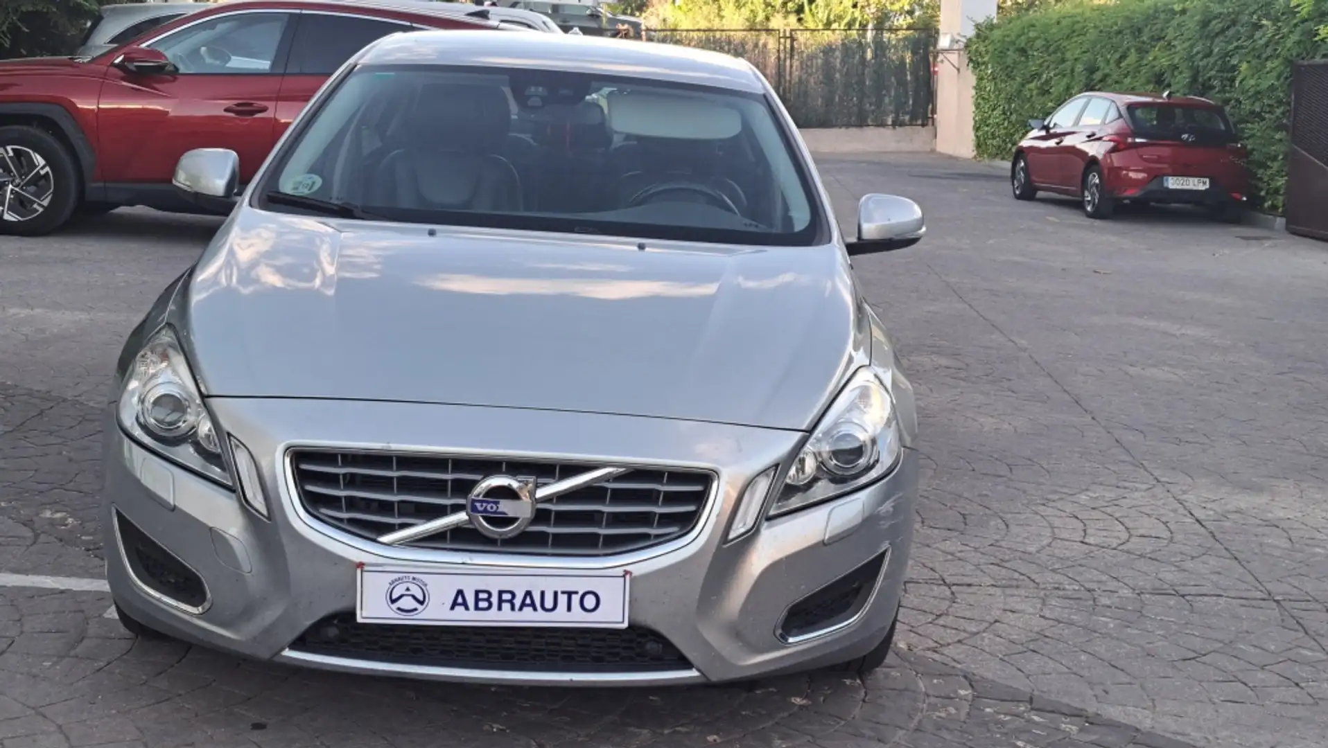 Volvo S60 D5 Summum Gris - 2
