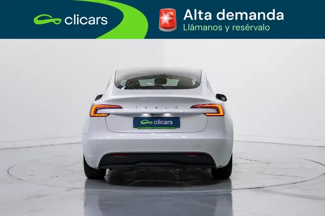 Tesla Model 3 view 4