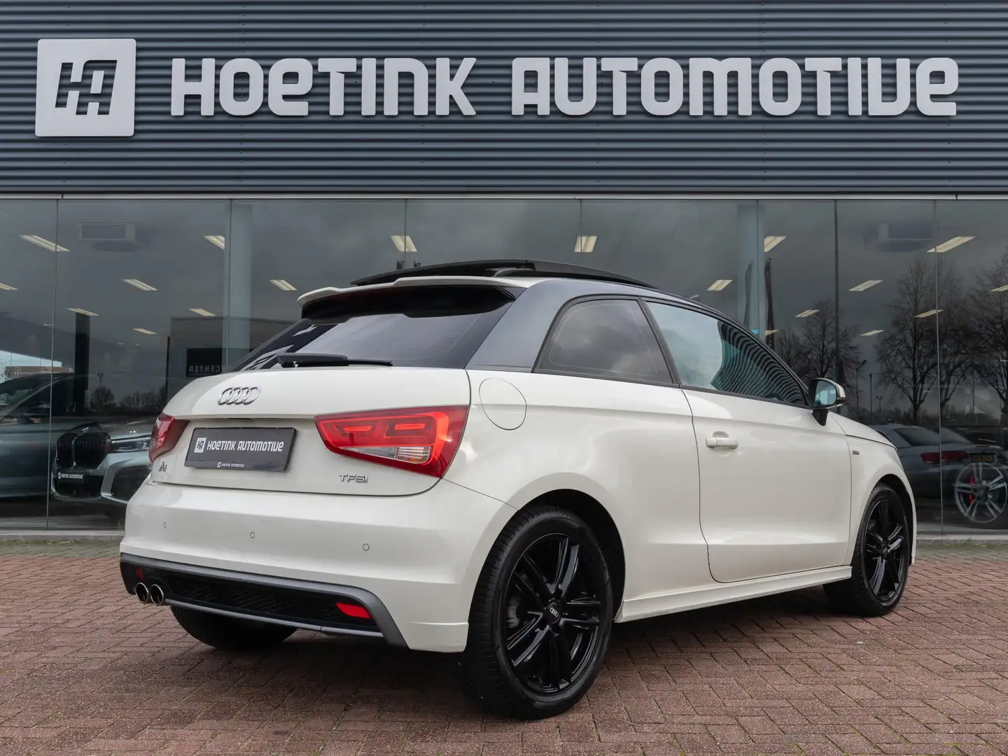 Audi A1 1.4 TFSI S edition | Pano | Xenon | Nieuwe koppeli Wit - 2