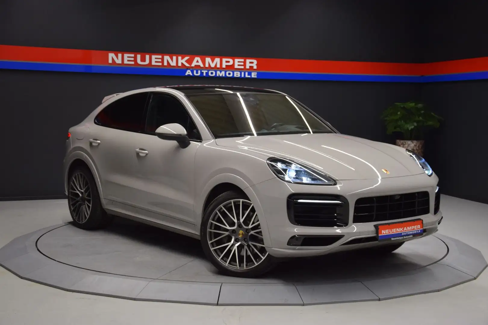 Porsche Cayenne Coupé S Sport Design Pano HuD Sitzlüft. Gris - 1