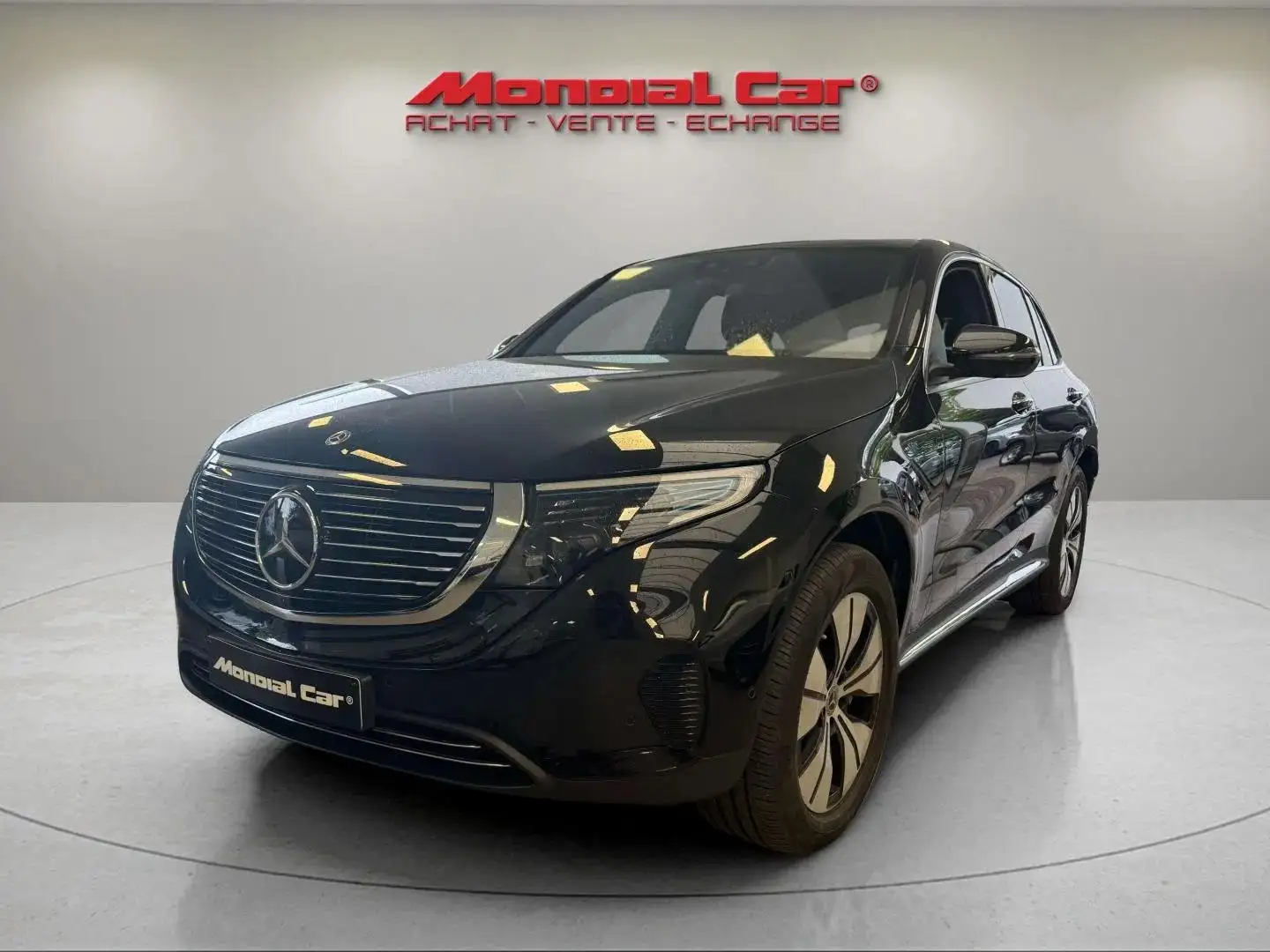 Mercedes-Benz EQC 400 80 kWh 4-Matic*28.925€ HTVA*Prêt à immat* Noir - 1