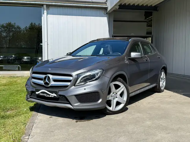 Mercedes-Benz GLA 200 d 4-Matic, Pack AMG, Harman Kardon, Toit ouvrant