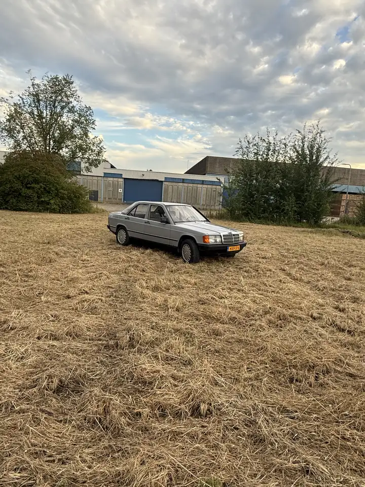 Mercedes-Benz 190 D, foto 4