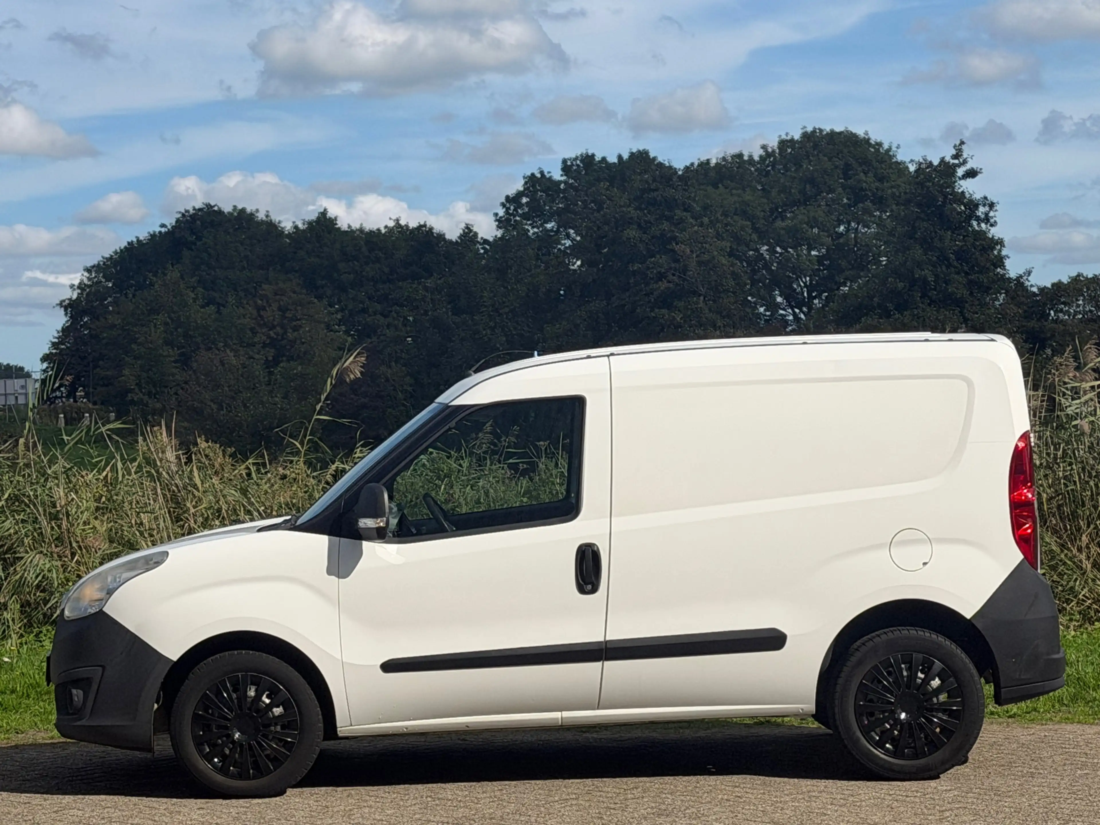 Opel Combo 1.4 L1H1 ECOFLEX-POLAR WHITE-NAV/AIRCO/PRAKTISCH & — photo 8