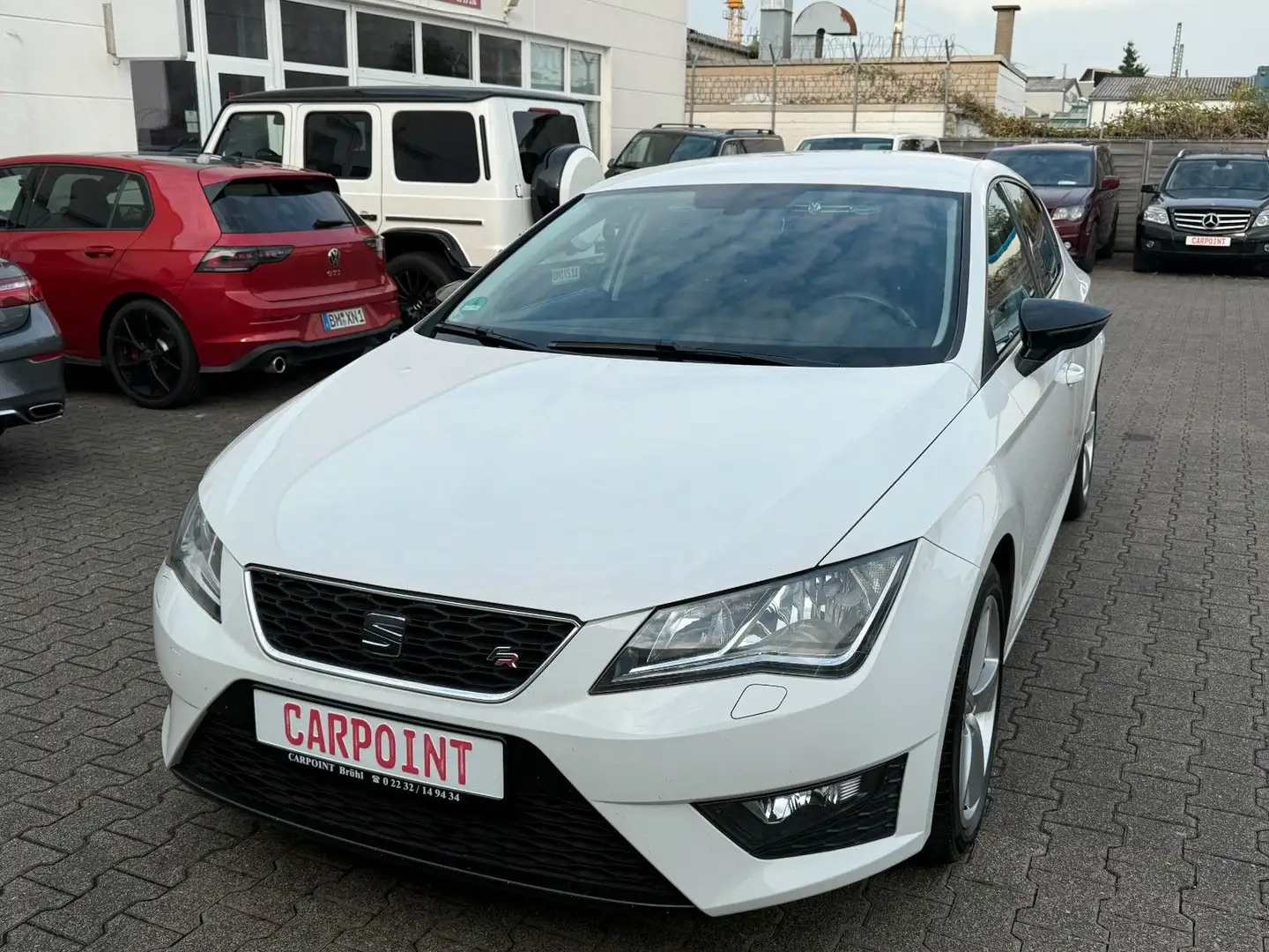 SEAT Leon FR KLIMA/8FACH/SHZ/PDC/TEILLEDER/1.HAND Bílá - 1