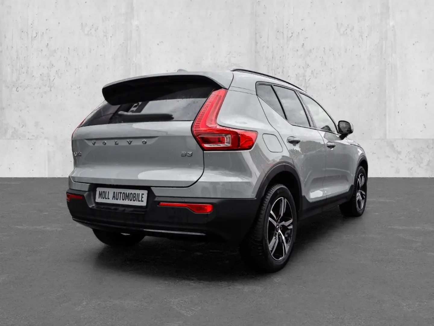 Volvo XC40 Plus Dark 2WD B3 EU6d digitales Cockpit Memory Sit Grau - 2