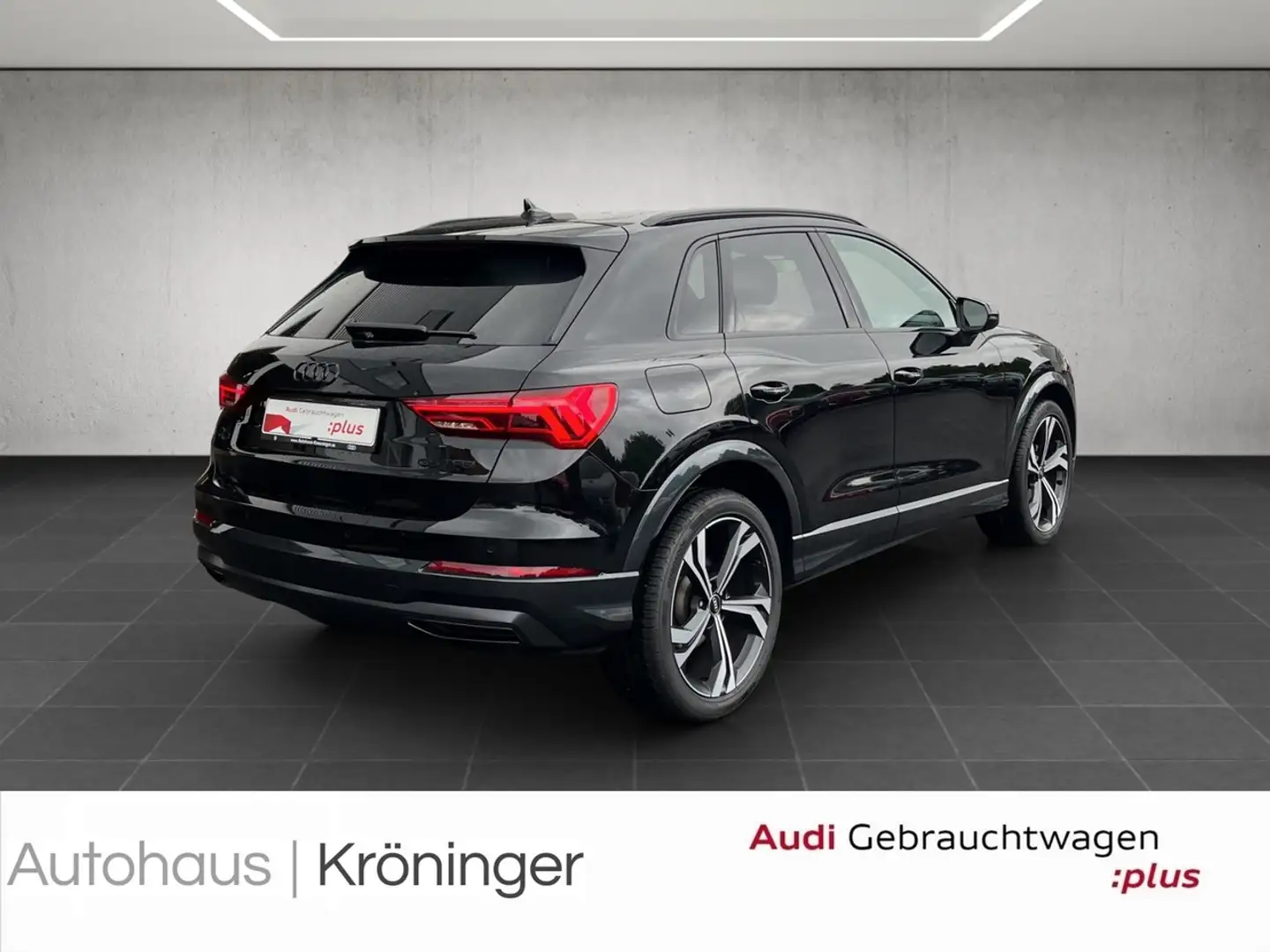 Audi Q3 35 TFSI advanced S Tronic LED EPH Klima BT Černá - 2