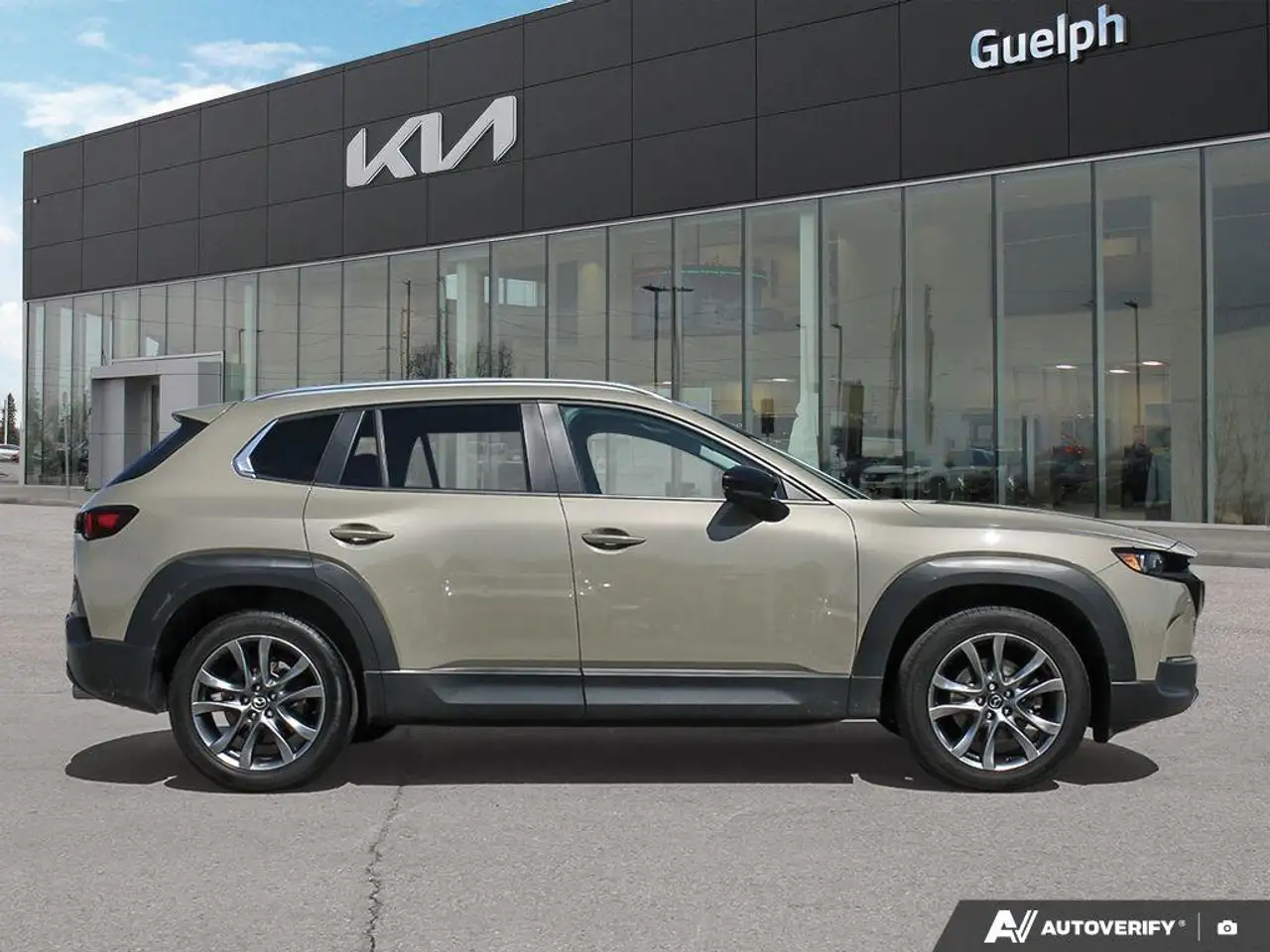 Mazda CX-50 снимка Mazda CX-50
