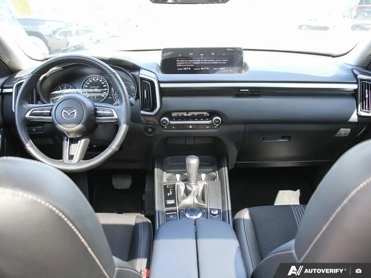 Mazda CX-50 снимка Mazda CX-50