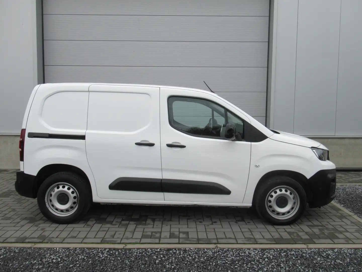 Peugeot Partner 1.5 BlueHDi Aut. / Navi / Airco / PDC / ... Wit - 2
