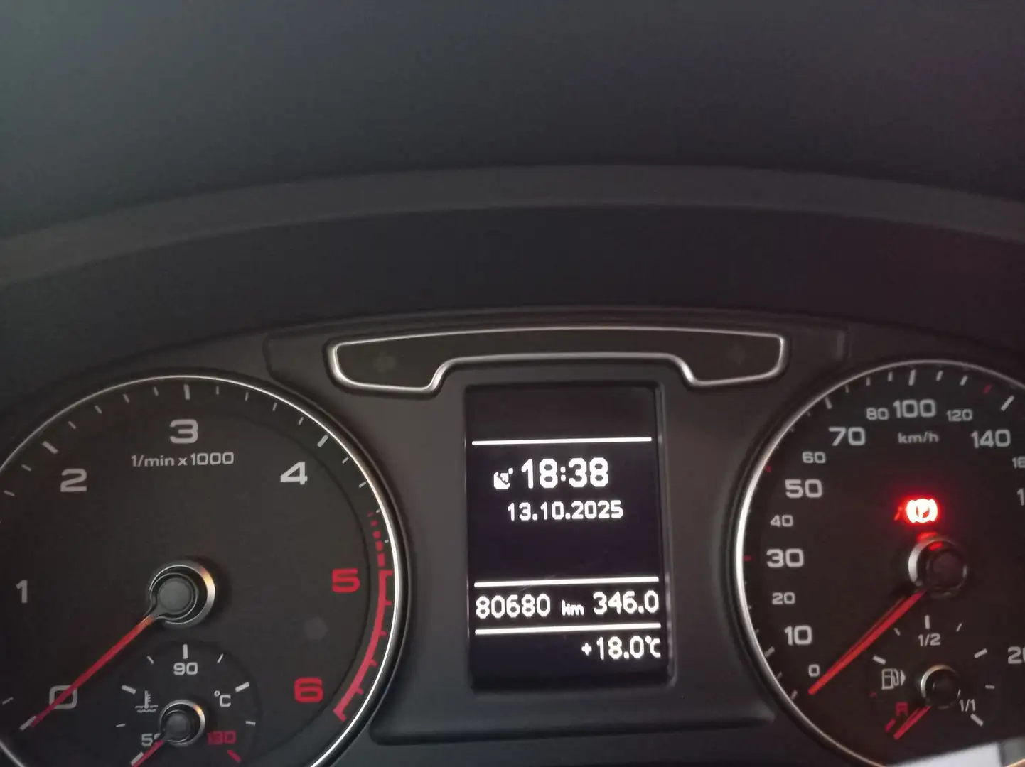 Audi Q3 Q3 2.0 TDI 177 CV quattro S tronic Business Plus Grigio - 2