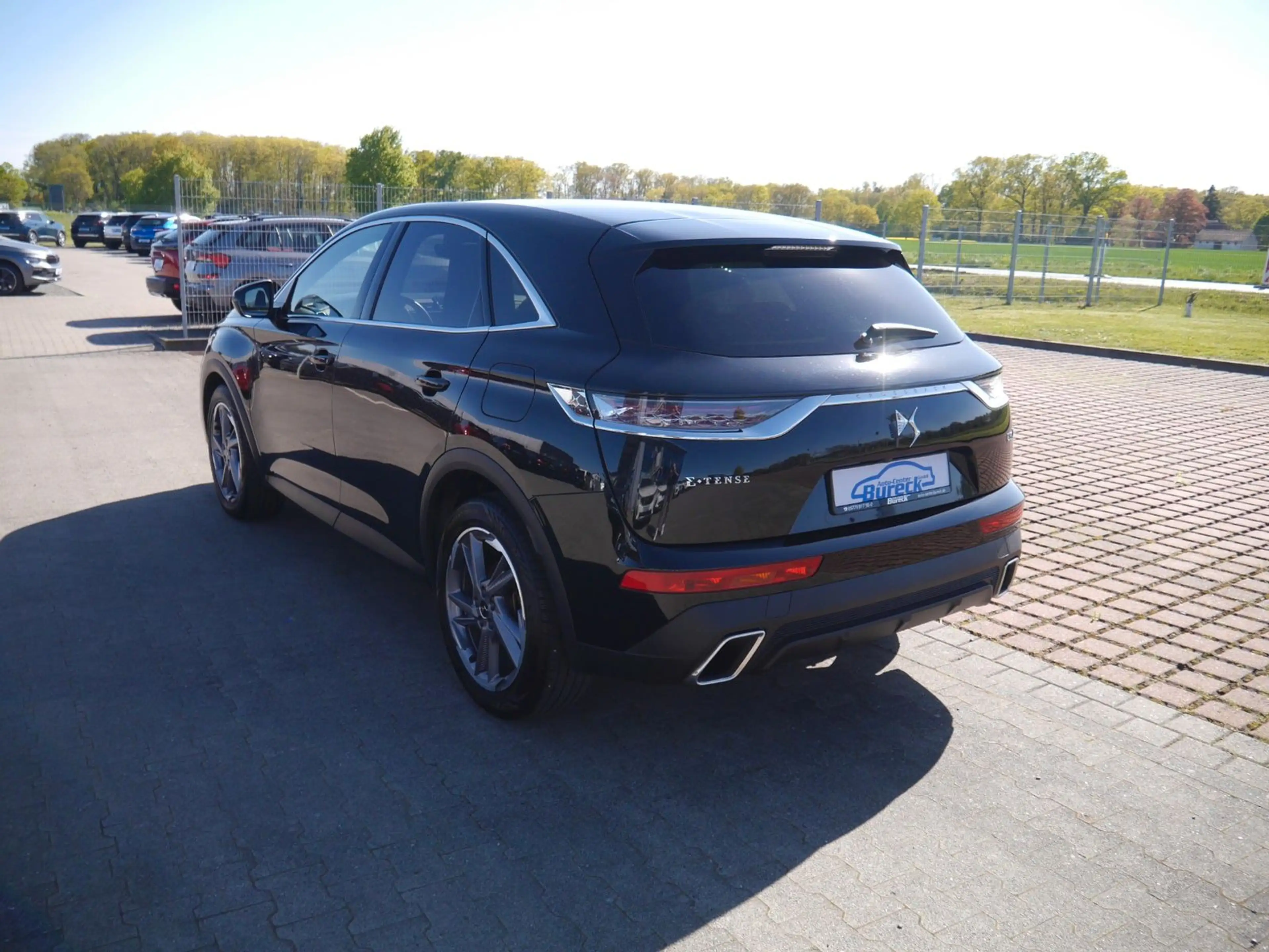 DS Automobiles DS 7 Crossback DS7 E-Tense 225 kW LED/Navi/AHK/Kamera/SHZ — photo 4