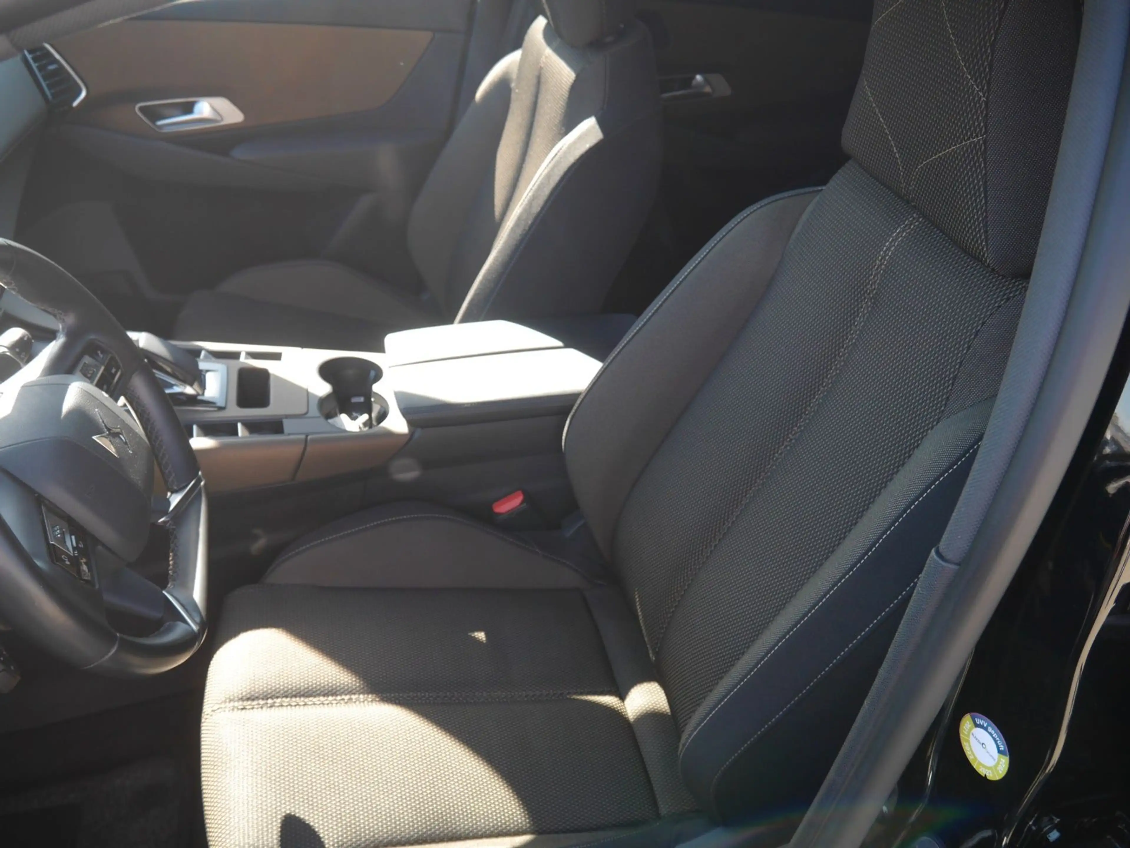 DS Automobiles DS 7 Crossback DS7 E-Tense 225 kW LED/Navi/AHK/Kamera/SHZ — photo 15