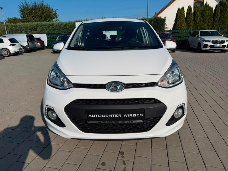 Hyundai i10 SONDERMODELL YES!*TOP-AUSTATTUNG** — photo 2