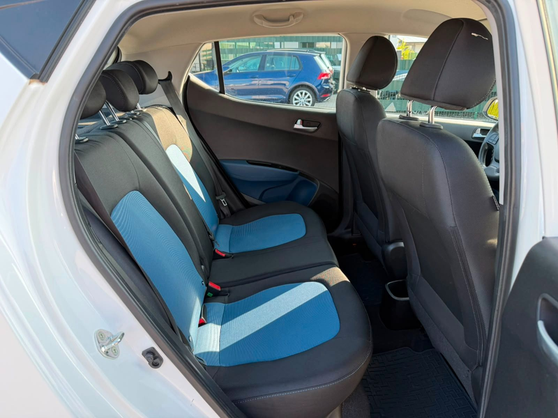 Hyundai i10 SONDERMODELL YES!*TOP-AUSTATTUNG** — photo 13