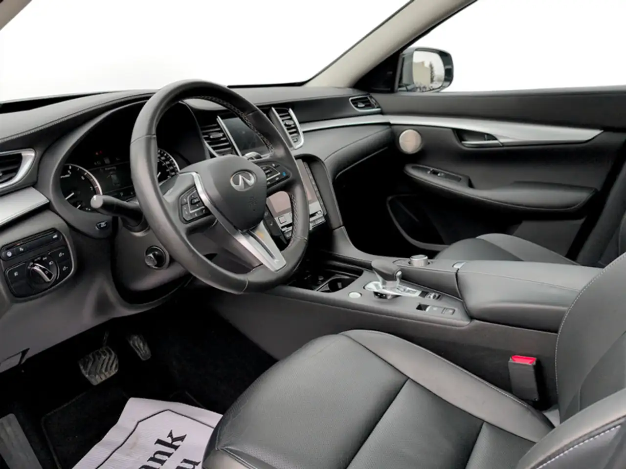 Infiniti QX50 снимка Infiniti QX50