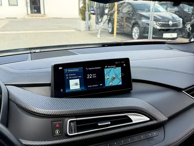 BMW i8 Roadster *First Edition* *1of200* HeadUp Sitzhz... Ansicht 21