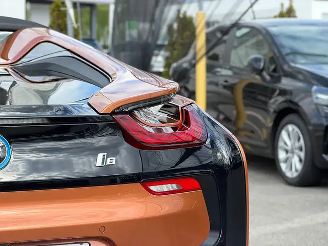 BMW i8 Roadster *First Edition* *1of200* HeadUp Sitzhz... Ansicht 35