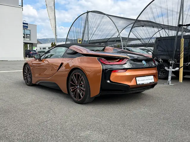 BMW i8 Roadster *First Edition* *1of200* HeadUp Sitzhz... Ansicht 38