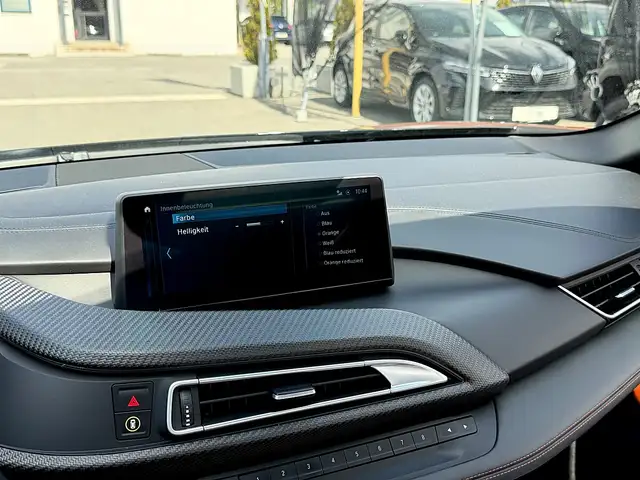 BMW i8 Roadster *First Edition* *1of200* HeadUp Sitzhz... Ansicht 24