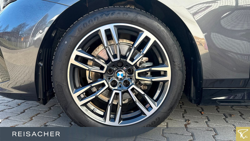 BMW 520 d A xDrive Tou M Sport,AHK,DA+,Standh — photo 3