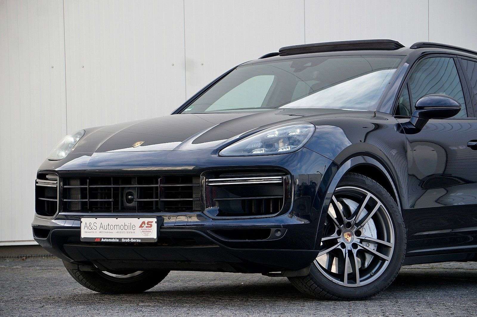 Second hand Porsche Cayenne 