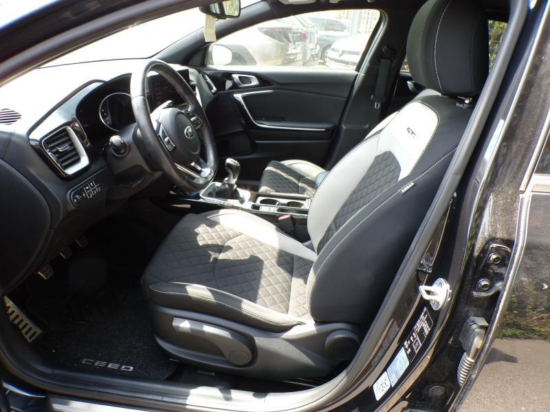 Kia ProCeed / pro_cee'd 1.6 136cv noir 12/19 74.852km Airco GPS Camera — photo 6