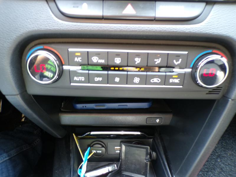 Kia ProCeed / pro_cee'd 1.6 136cv noir 12/19 74.852km Airco GPS Camera — photo 12