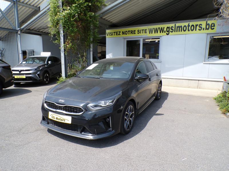 Kia ProCeed / pro_cee'd 1.6 136cv noir 12/19 74.852km Airco GPS Camera