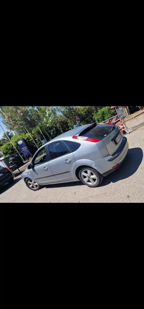 Ford Focus 5p 2.0 145cv - 1