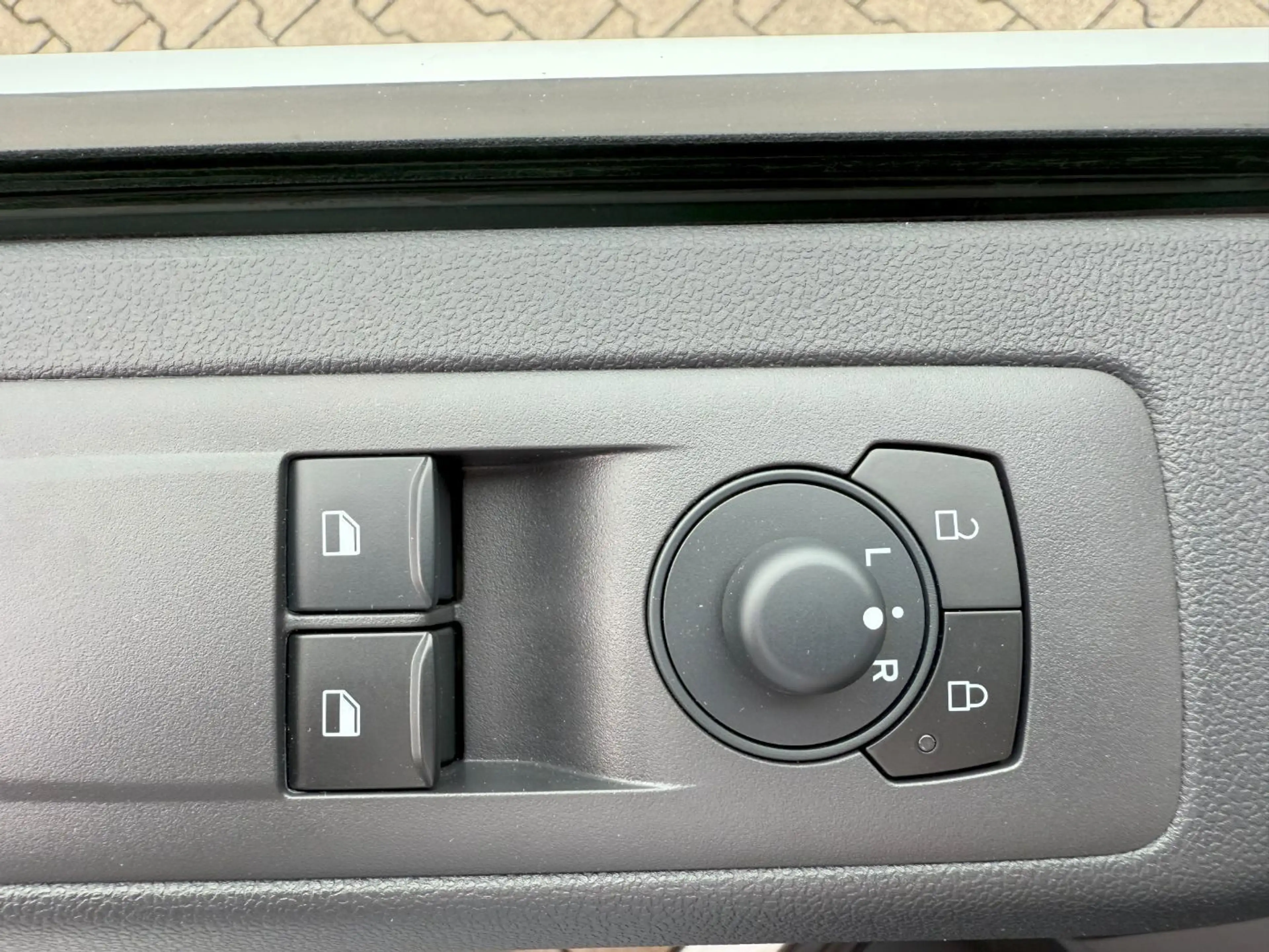 Ford Transit Custom BEV Kasten L2 218PS AHK+Winterpak — photo 14