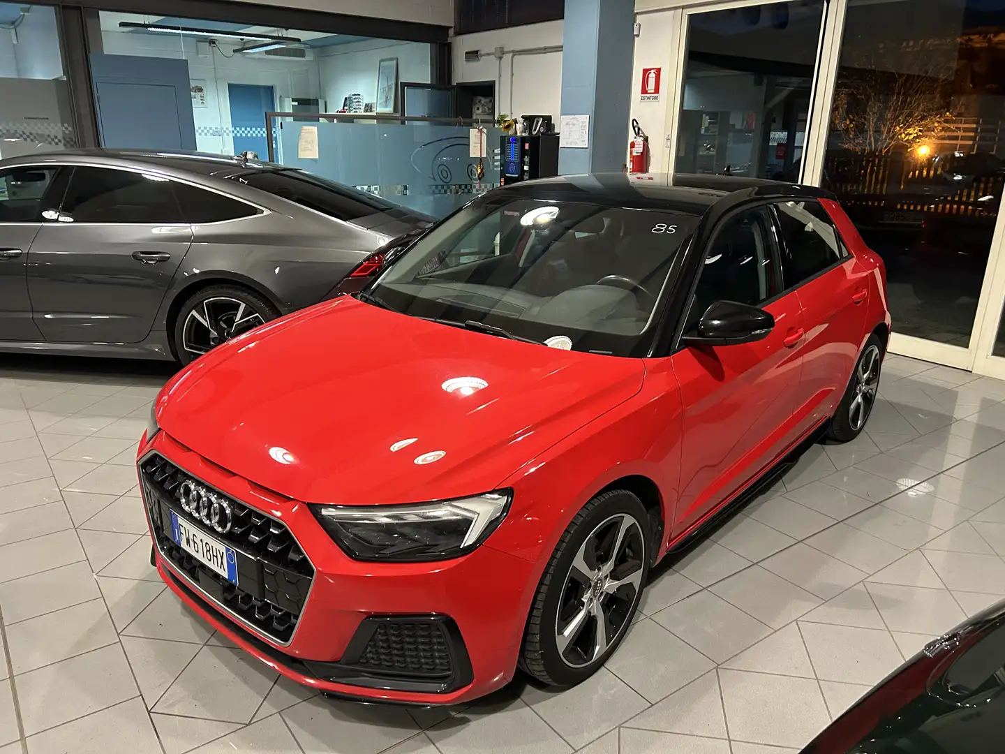 Audi A1 A1 Sportback 30 1.0 tfsi Rot - 1