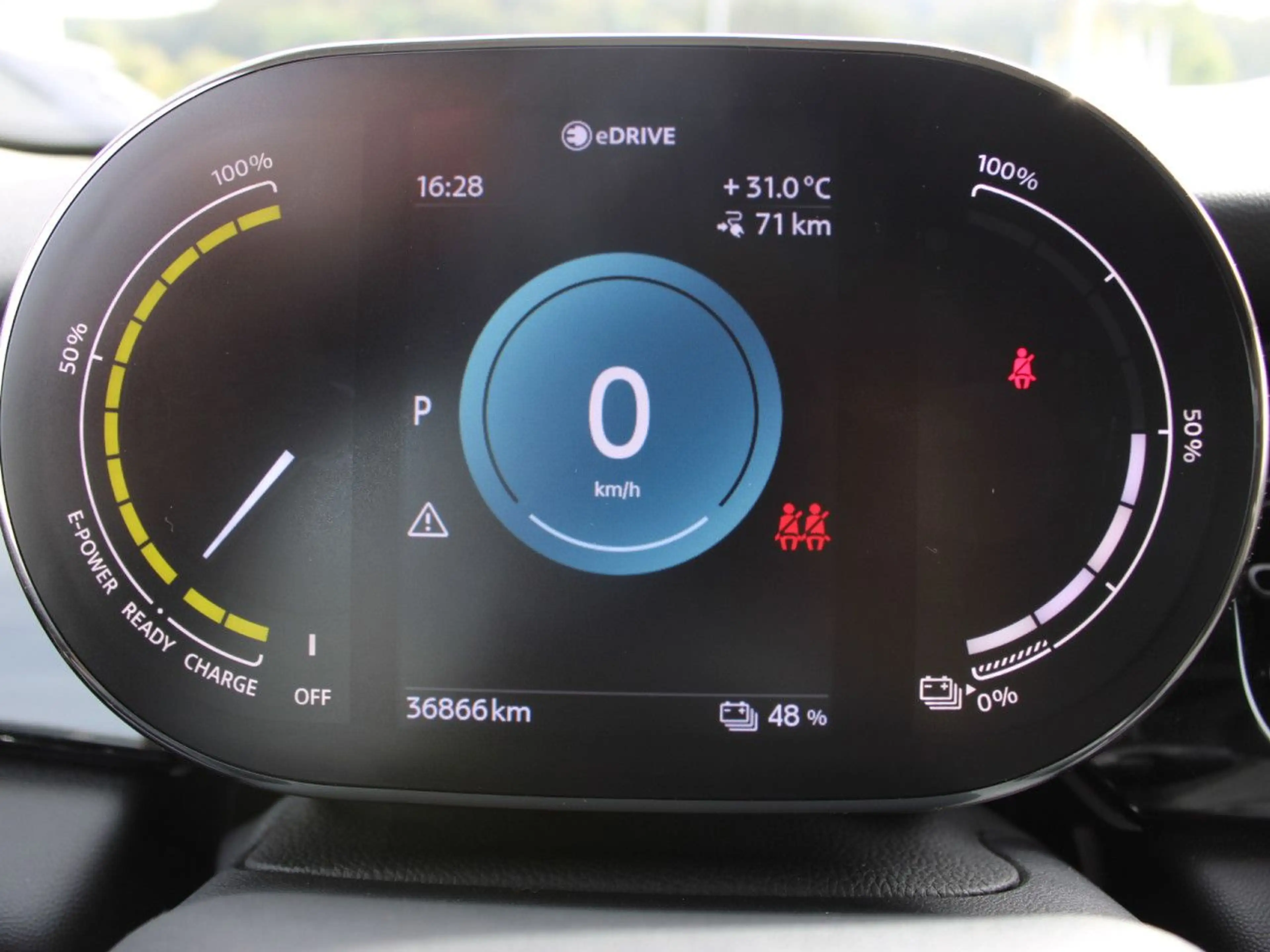 MINI Cooper SE Sports.PanoDach Navi LED Sitzh.Alu17" — photo 13