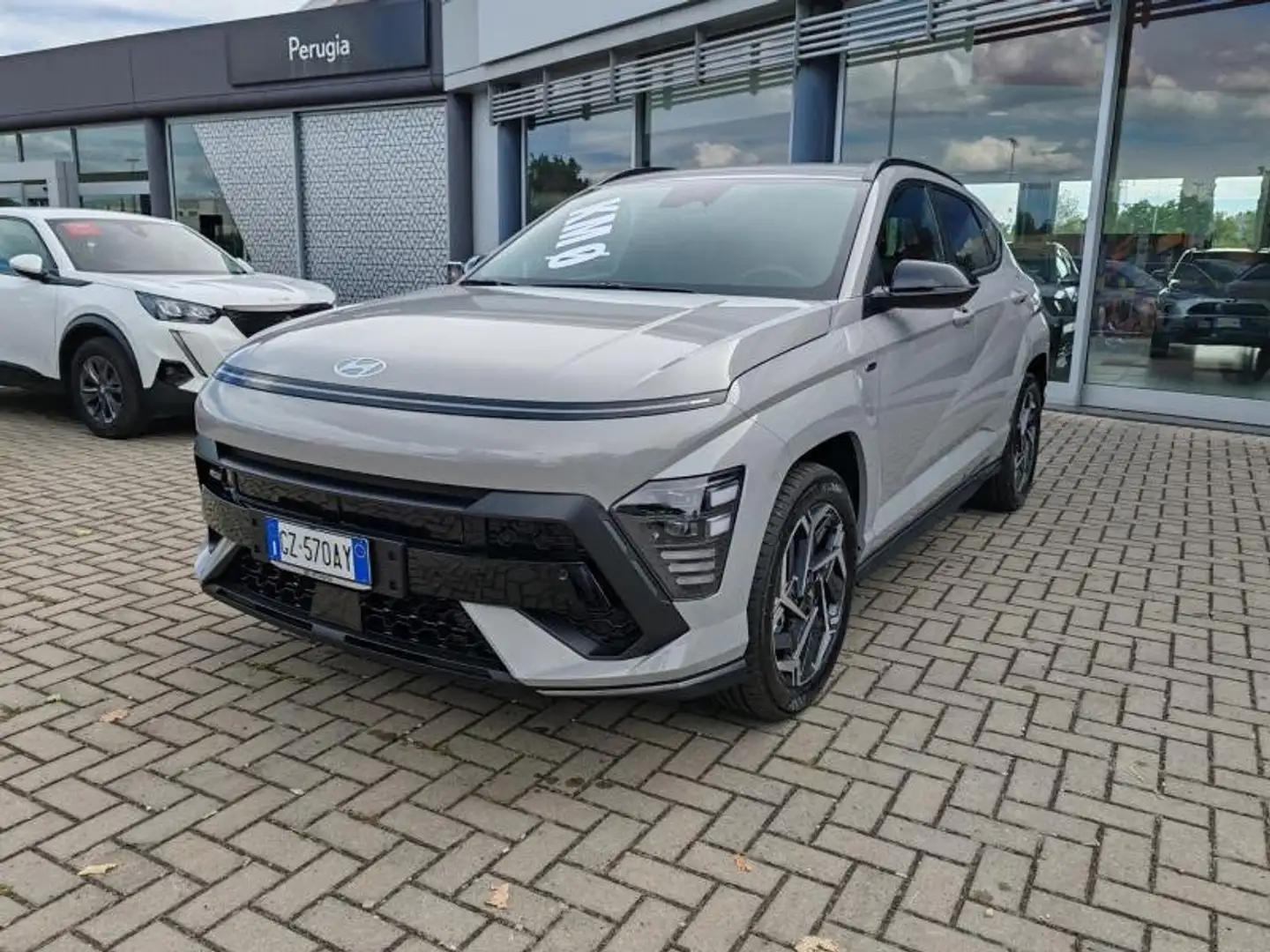 Hyundai KONA 2ªs. (2023-) HEV 1.6 DCT NLine Gris - 1