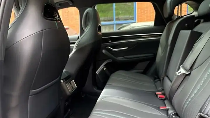 BYD Seal U DM-i COMFORT 2025, foto 16