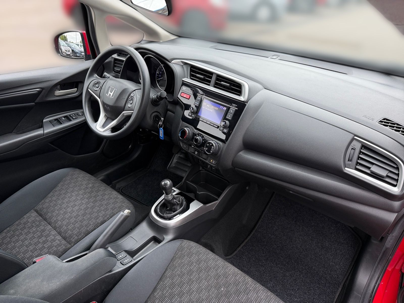 Honda Jazz 1.3 Klima Sitzheizung Tempomat Bluetooth — photo 14