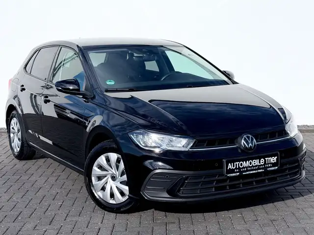 Volkswagen Polo view 3